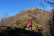 Alla CROCE del MONTE CASTELLO (1425 m) da Valpiana di Serina il 31 dicembre 2018 - FOTOGALLERY